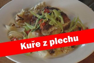 Babica jede bomby: Tohle kuře z plechu zmizí dřív, než ho donesete na stůl | Babicova televize